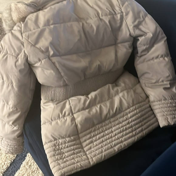 3/4 Women’s Winter Puffer - Picture 5 of 6